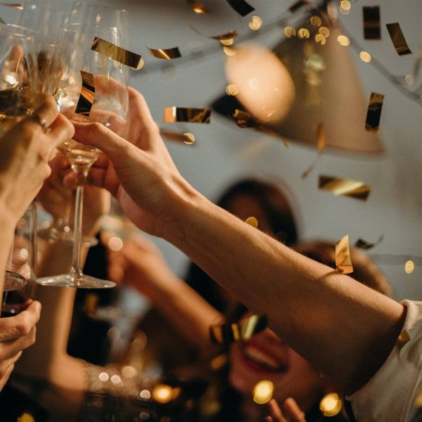 The Ultimate Guide to Hiring a Private Party Bartender in Chicago